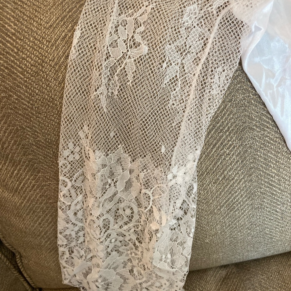 Bride Robe Bundle - One Size Fits Most - Picture 7 of 16